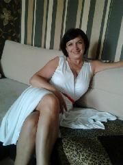 i am single very clean discreet and looking for fun with mature man.... I like to go camping reading like to go hang with friends I am looking...............