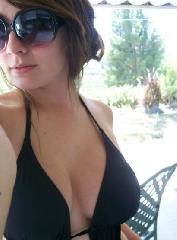 hushly, age 29 from Ardenvoir, WA