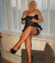 I am in my sexual peak right now. I think about and want sex just about every minute of my life. Not looking for anything serious just nsa fun with a horny guy.