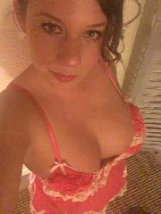 naughtynikki69, age 38 from Warren, RI