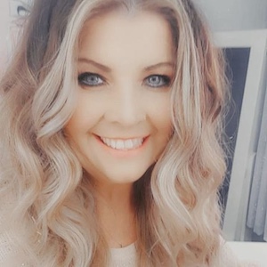 Sw3etieLeyla, age 43 from Twin Lake, MI