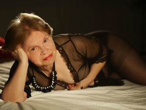 WhatAflirtyBint, age 63 from Oak City, NC