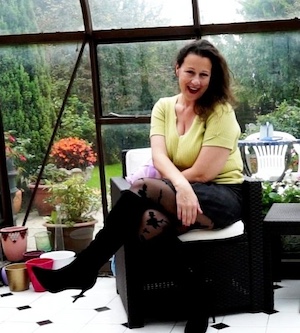 I don't know where the stereotype of old people being a bunch of bores came from but that does not apply to me. I'm full of life and energy, always eager for the next great adventure--especially in the bedroom or wherever the passion may take us.