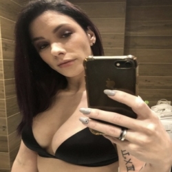 single woman, up for some casual fun with guys my age or older. not into anything too heavy or kinky, just like a good fuck now and then! no age limits, hit me up to find out more!