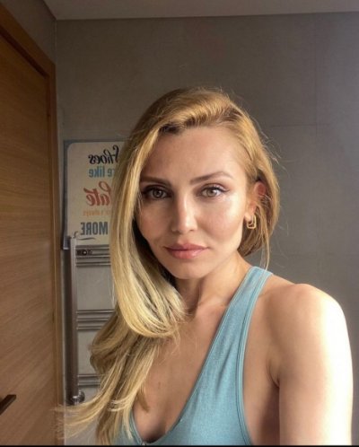 hotwife7, age 47 from Lower Kalskag, AK