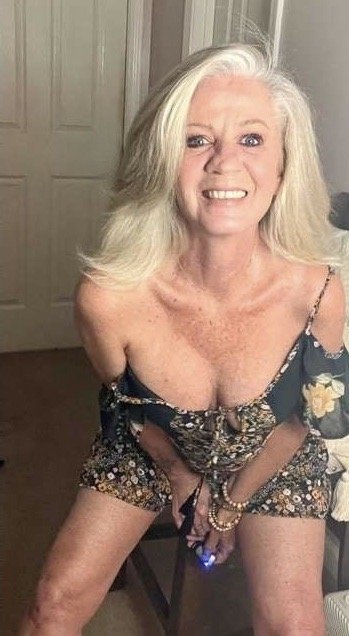 angelic-face61, age 61 from Highmore, SD