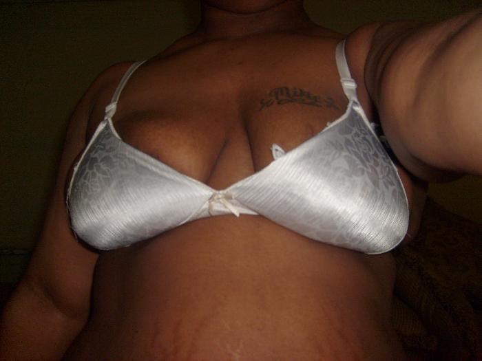 1blackpussy, age 44 from Kansas City, KS
