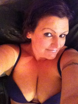 tiemeupxx, age 42 from Goodview, VA