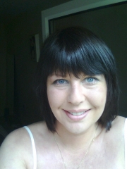 carolinepaw (40) – mature woman over 40 in Kettering