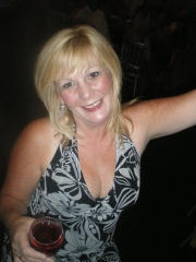 Sj7009 (43) – mature woman over 40 in Birkenhead