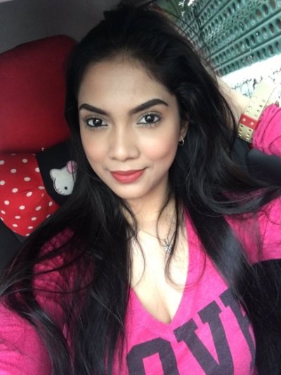 I'm just a Dazzling Rose. Not here for a long time, just a good time. Looking for some new fun adventure and honestly just someone to talk to. I love to drink, have a good time and love meeting new people. If you treat me right I will Dazzle! Soothing like a Rose. I am an open-minded person, I like to try to do many new things, we can do whatever you find interesting in bed.