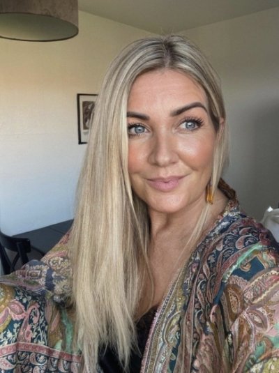 glowdaisy (48) – mature woman over 40 in Erith