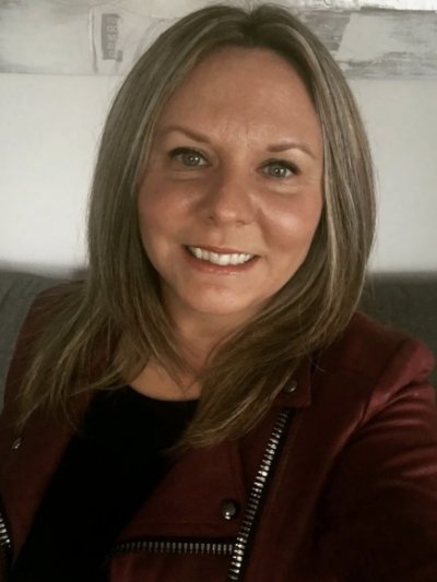 Seeking a sexual but casual relationship with a kind man who has a wicked side :) If you enjoy sweet treats, a little mischief, and someone who knows how to enjoy life’s pleasures I'm ready and waiting...