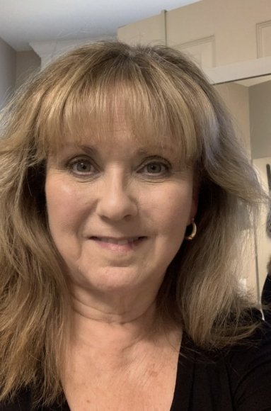 mysterious-elegant (61) – mature woman over 40 in Frodsham