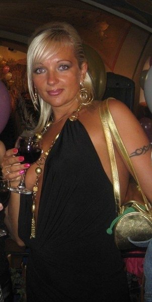 ur_secret_desire profile photo