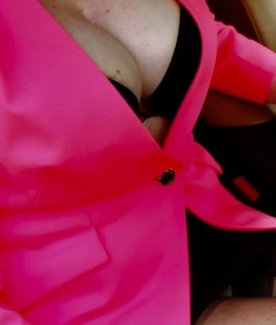 little-excitement (52), Durham – looking for nsa sex