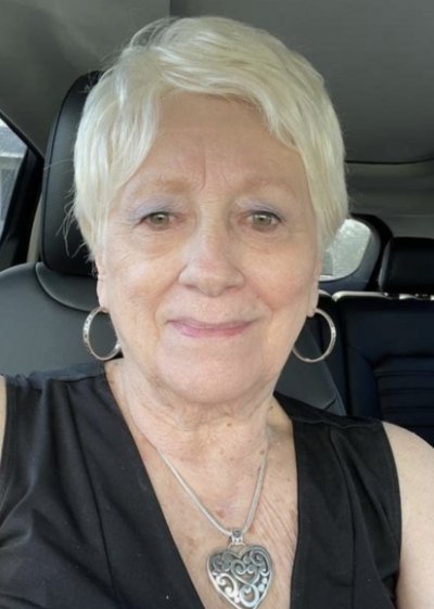 midday-distraction (68) – Hertfordshire mature contact over 40