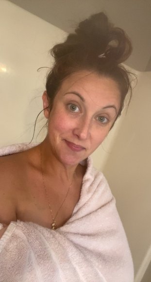 kiss-sophia (43) – Hertfordshire mature contact over 40