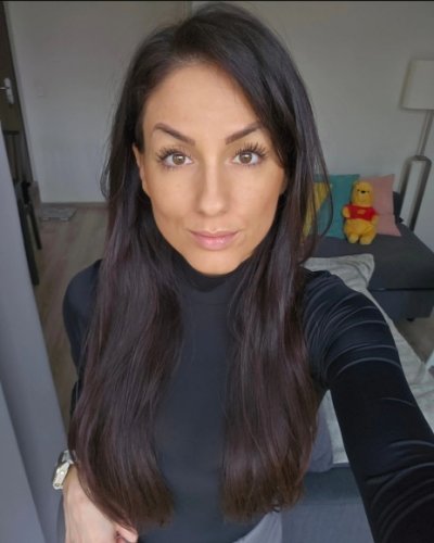 I'm not picky when it comes to looks. It's the talent that I'm particular about. If my lover doesn't last longer than me, there won't be a second time.