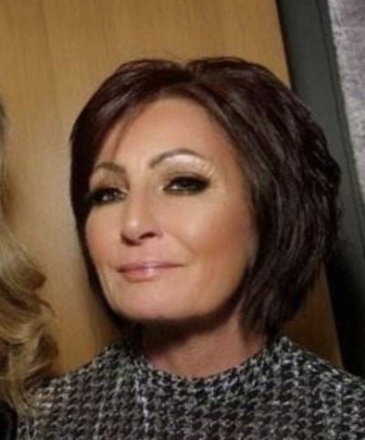 Fun flirty and feisty, ready to eventually just let loose and have some fun for a change. Recently divorced so I've years of pent up everything haha anyways I look forward to all these new encounters! Ill send you a few pics to see if youre interested.