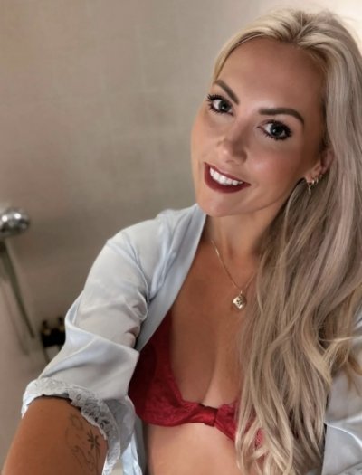 hidden-talents (45) – mature woman over 40 in Beckenham