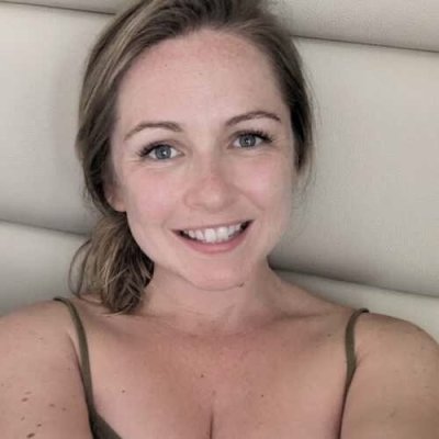 Looking for someone uncomplicated who doesn't get attached. Ideally you will be attached too to avoid any complications. Just here for fun, frolics & a good fucking :)