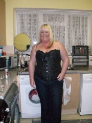 nikki952855 (43) – Croydon mature contact over 40