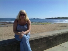 ladyinredforever (57) – Falkirk mature contact over 40