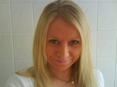 32JoJo423 (40) – mature woman over 40 in Sutton Coldfield