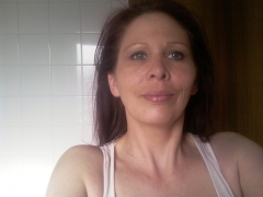 shortyuk_1973HP21 (40) – mature woman over 40 in Aylesbury