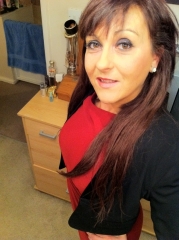 lindae52aa8 (45) – mature woman over 40 in Eastbourne