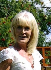 clairanne (45) – mature woman over 40 in Brentwood