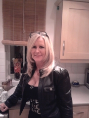 onnasis (52) – mature woman over 40 in Halstead