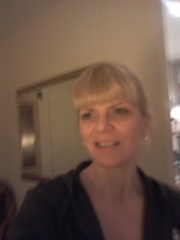 DAWNLOVE111 (41) – mature woman over 40 in Wigan