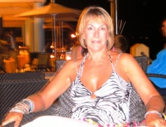Tallulah22 (60) – mature woman over 40 in Cheltenham