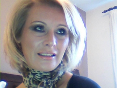 9Wendy589 (53) – mature woman over 40 in Reading