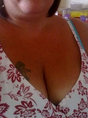 ariesfem39 (43) – mature woman over 40 in Lancaster