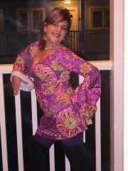 fan_pink (48) – mature woman over 40 in Welwyn Garden City