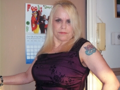 Tazzpuss (51) – mature woman over 40 in Grimsby