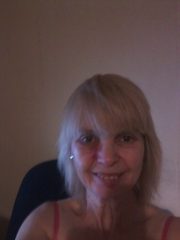 lynda19535 (58) – mature woman over 40 in Dover