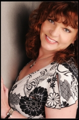 Alzee1965 (47) – mature woman over 40 in Havant