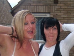 justsmile38 (40) – mature woman over 40 in Basildon