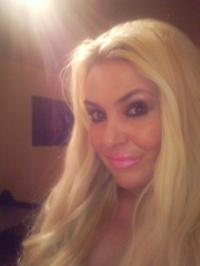 Helena9 (41) – Pembroke mature contact over 40