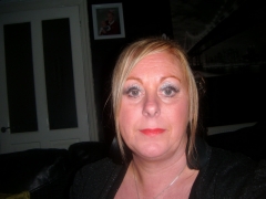 julie0eb70f (50) – mature woman over 40 in Bolton