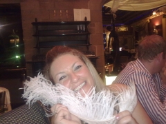 Juicy67c07e (42) – mature woman over 40 in Oldham