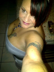 mandi69111 (47) – mature woman over 40 in Chesterfield