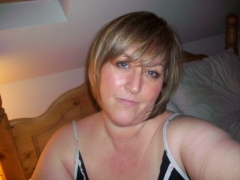tshutch (52) – mature woman over 40 in Colchester