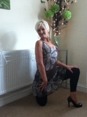 saphirejoy (57) – Hampshire mature contact over 40