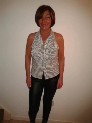 juliec160d6 (49) – mature woman over 40 in Maidstone