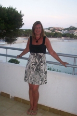 Dazzling_Debs (43) – mature woman over 40 in Loughton
